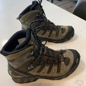 Salomon Men's Hiking Boots - Size 10